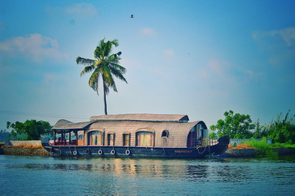 Here are some of the best places to visit in India with family and friends in August, the time of perfect weather and seasons in India. Pack your bags and get ready to explore.
